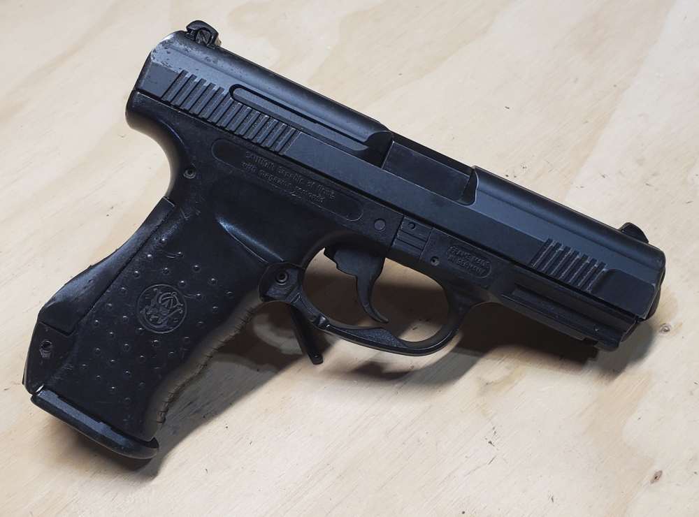 Puerto Rico Police Trade-In Smith & Wesson SW99 .40S&W-img-3