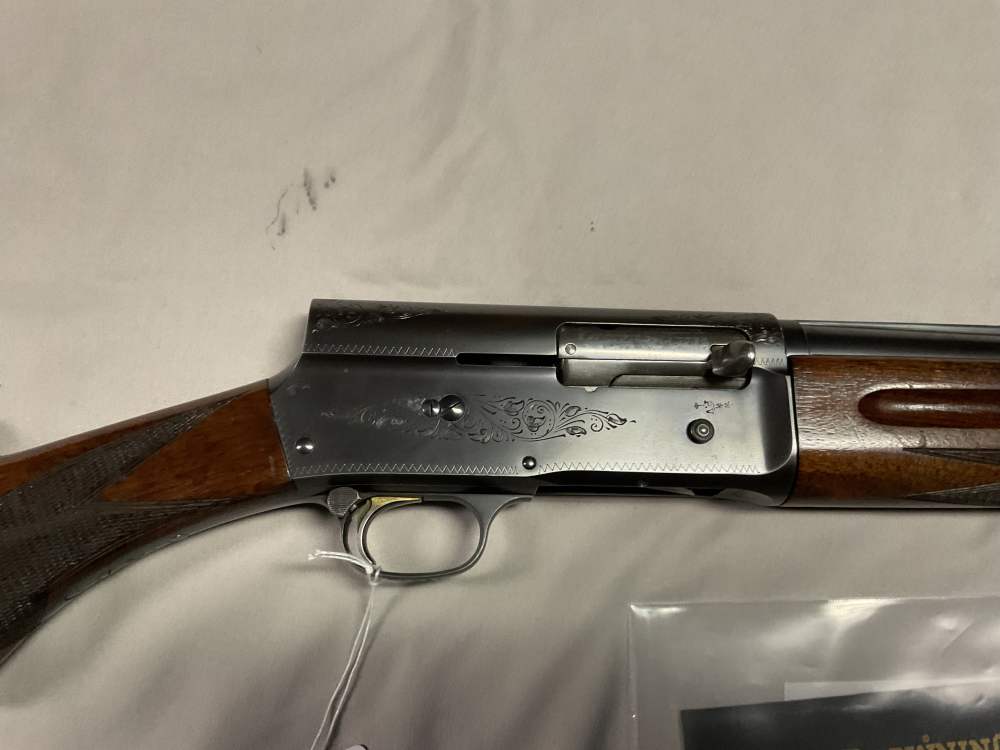 Browning A5 16ga “Sweet Sixteen”  Made in 1959, Semi automatic -img-2