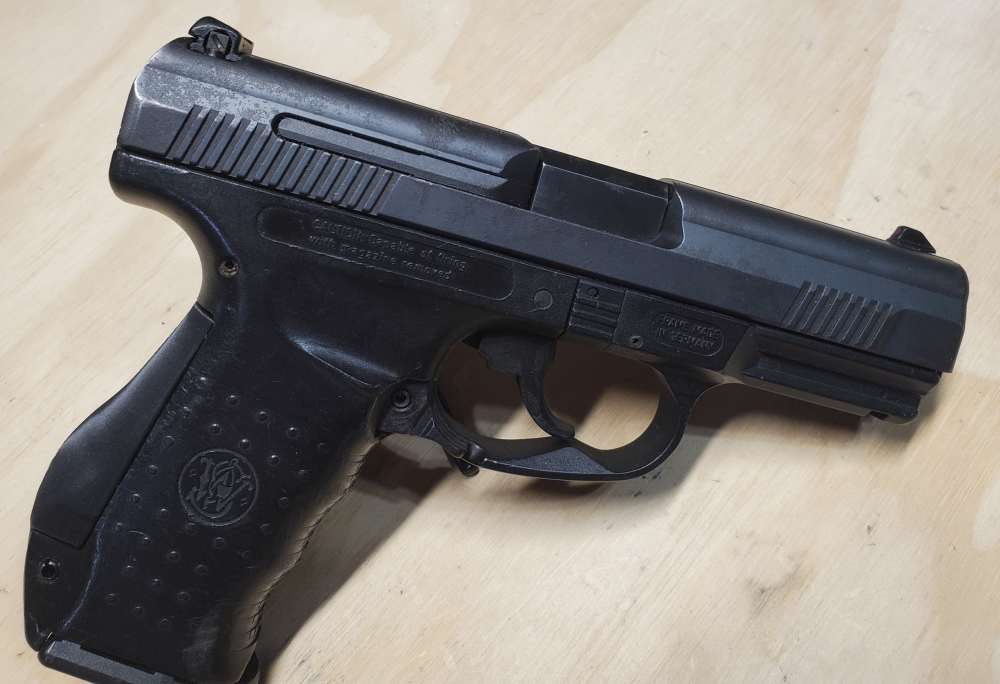 Puerto Rico Police Trade-In Smith & Wesson SW99 .40S&W-img-2