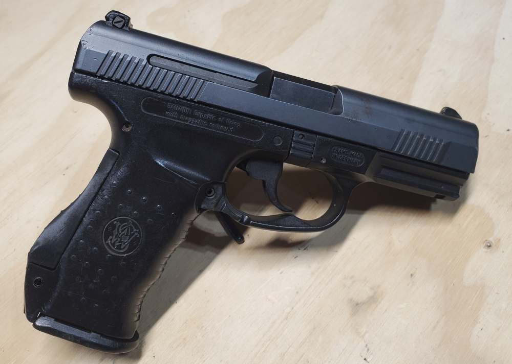 Puerto Rico Police Trade-In Smith & Wesson SW99 .40S&W-img-2