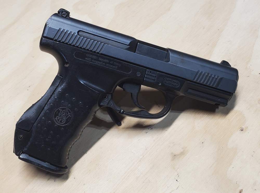 Puerto Rico Police Trade-In Smith & Wesson SW99 .40S&W-img-1