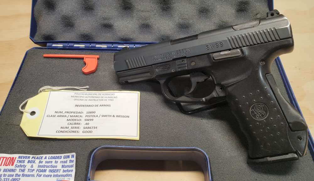 Puerto Rico Police Trade-In Smith & Wesson SW99 .40S&W-img-0