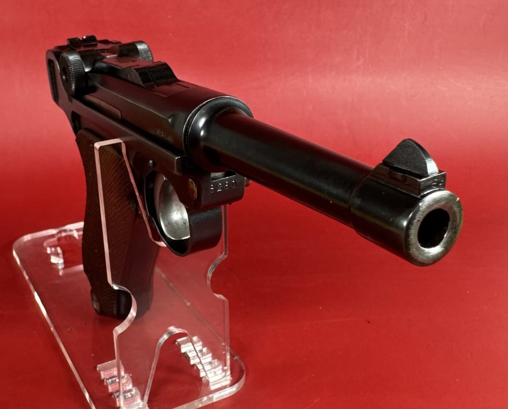 German DWM Luger Pistol P08 .30 Luger. 2 mags Tool. All Matching. Excellent-img-4