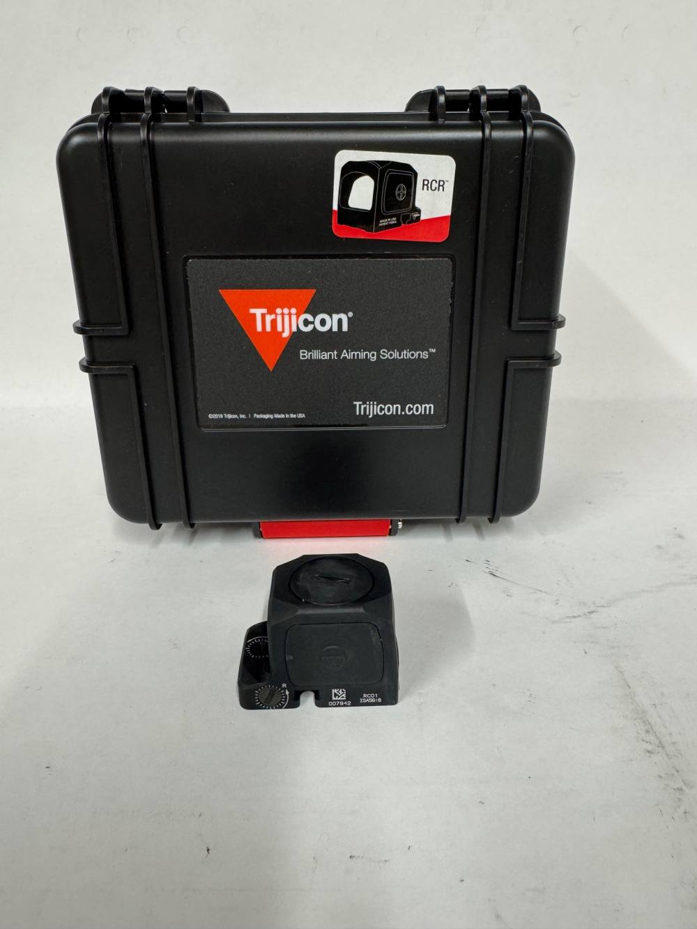 Trijicon RCR Red Dot 3.25 MOA  (RCR1-C-3300001) NIB-img-0