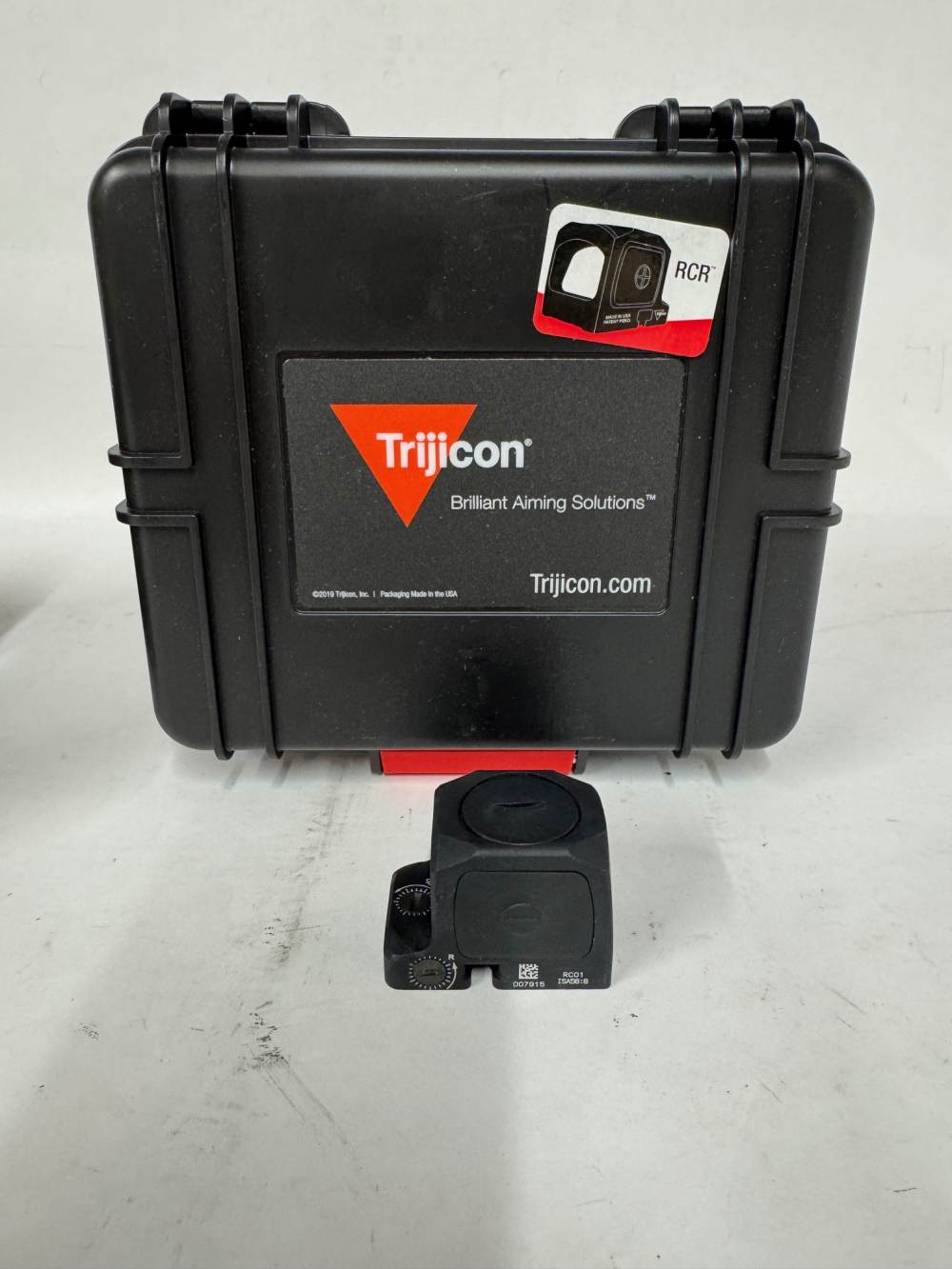 Trijicon RCR Red Dot 3.25 MOA  (RCR1-C-3300001) NIB-img-0