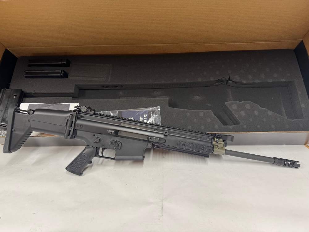 FNH SCAR 17S 7.62 W/ Extra Magazines-img-2