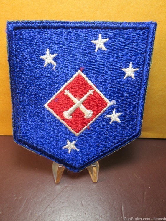 U.S. WW 2 USMC Artillery Battalions unit patch-img-0