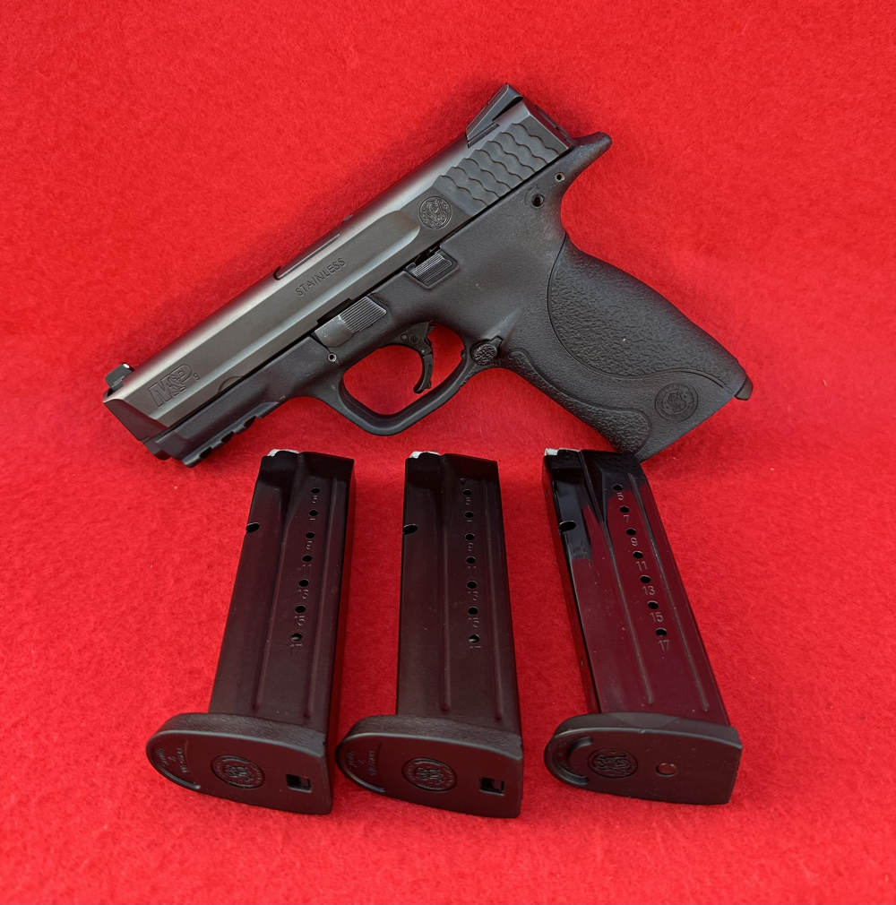 Smith & Wesson M&P9 9mm Luger Semi-Auto Pistol 4.25” 17+1 3 Mags S&W M&P-img-0