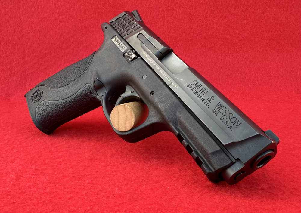 Smith & Wesson M&P9 9mm Luger Semi-Auto Pistol 4.25” 17+1 3 Mags S&W M&P-img-5