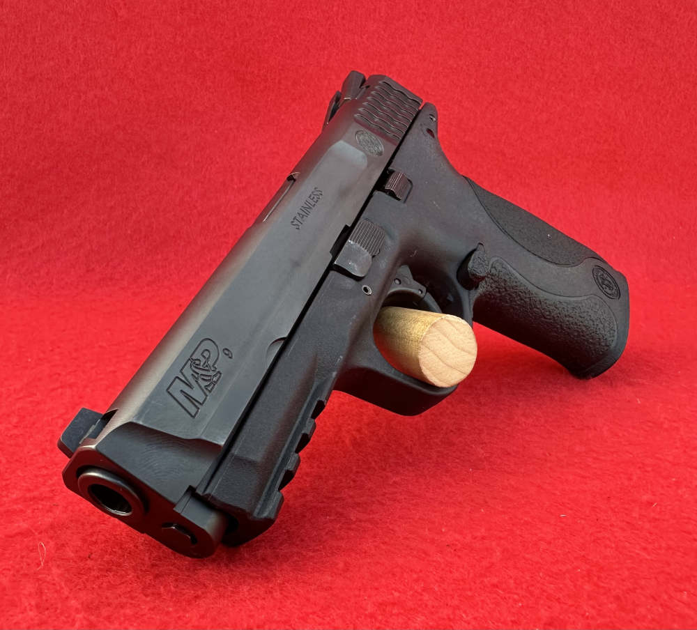 Smith & Wesson M&P9 9mm Luger Semi-Auto Pistol 4.25” 17+1 3 Mags S&W M&P-img-2