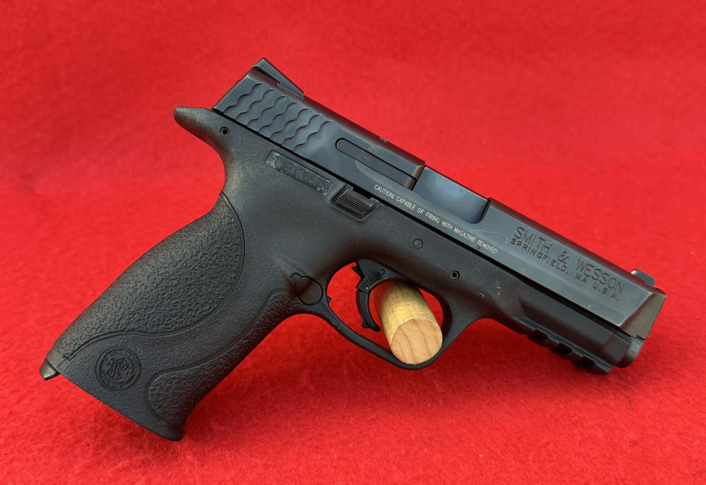 Smith & Wesson M&P9 9mm Luger Semi-Auto Pistol 4.25” 17+1 3 Mags S&W M&P-img-4