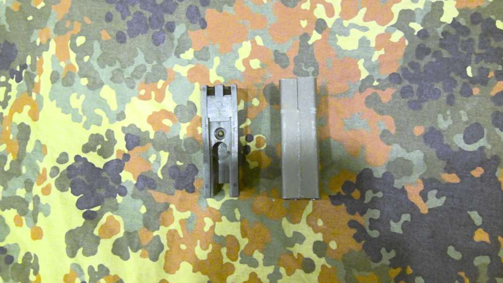 M11/9 STEN Magwell with grip - STEN Mag Conversion-img-3