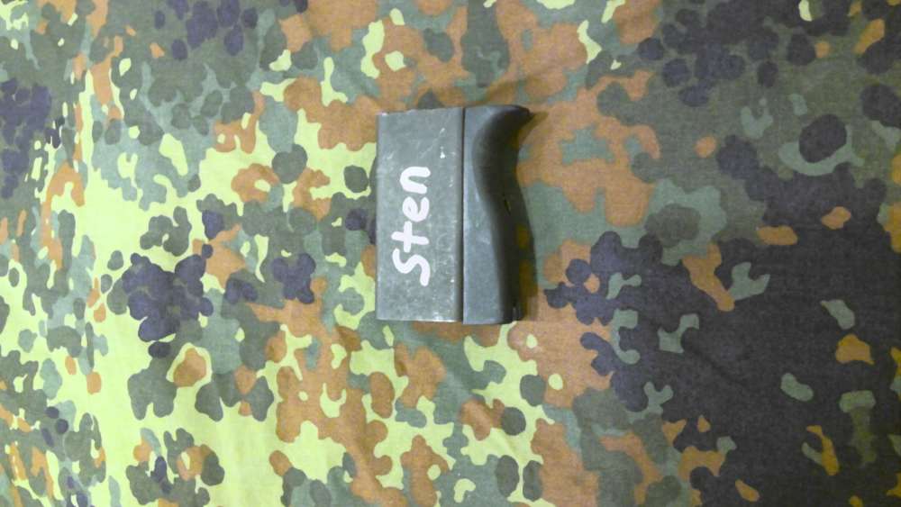 M11/9 STEN Magwell with grip - STEN Mag Conversion-img-0