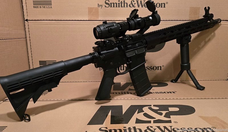 Smith Wesson AR 15 Rifle -img-11