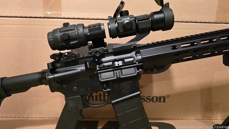 Smith Wesson AR 15 Rifle -img-16