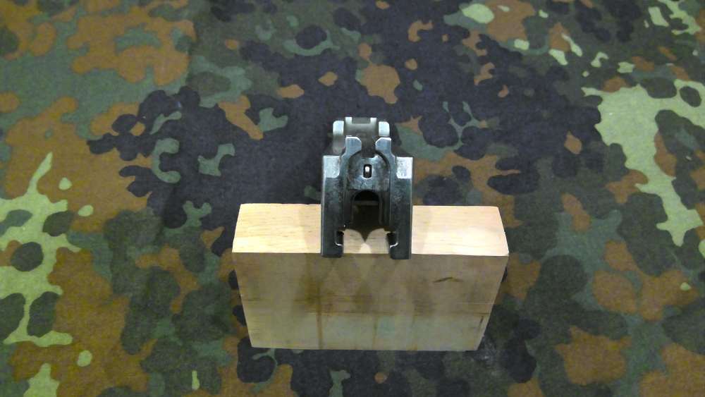 ZB30 Bolt - Czech BRNO - WWll - Bren-img-4