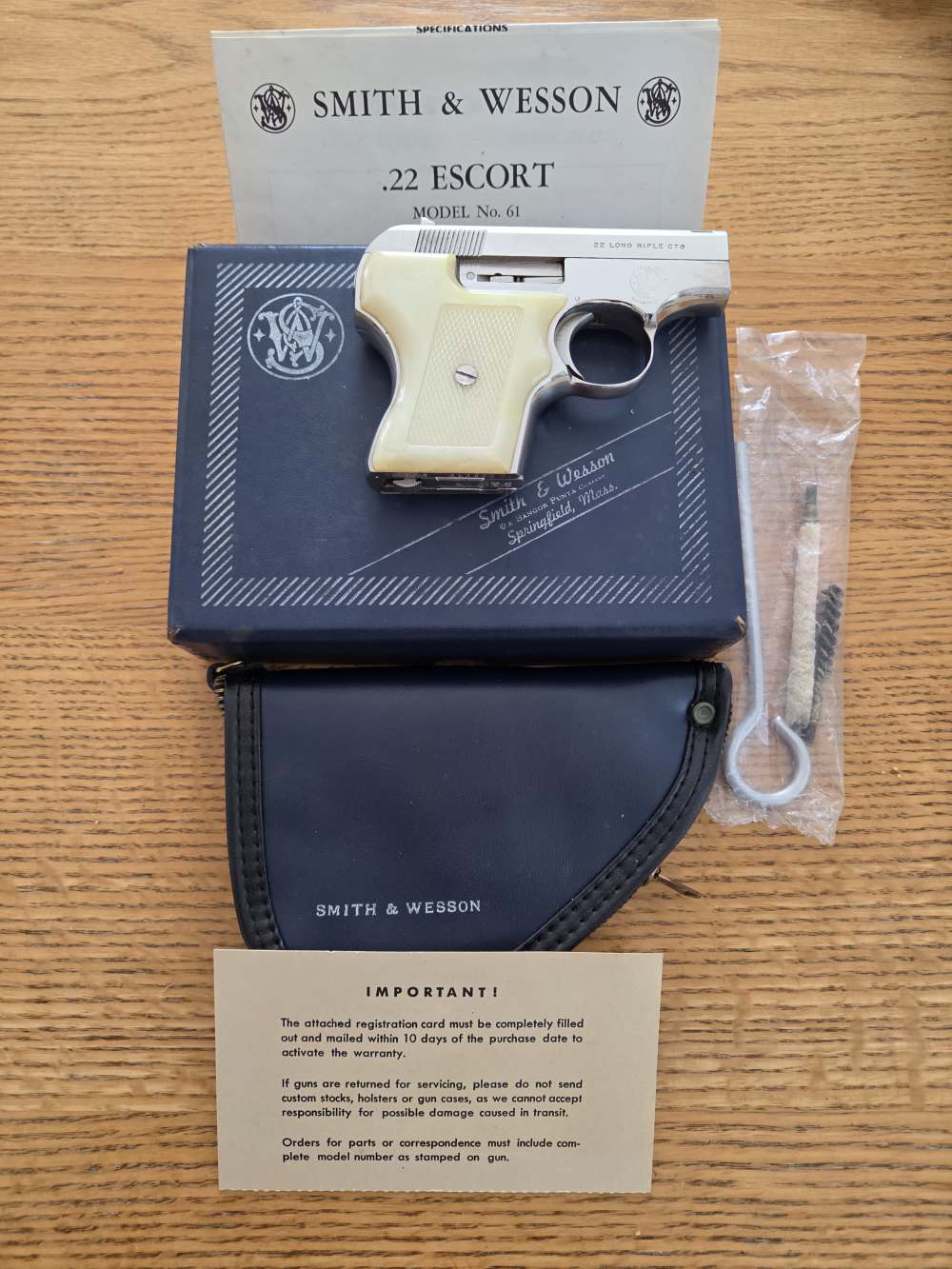 Smith and Wesson Model 61-2 Escort-img-0