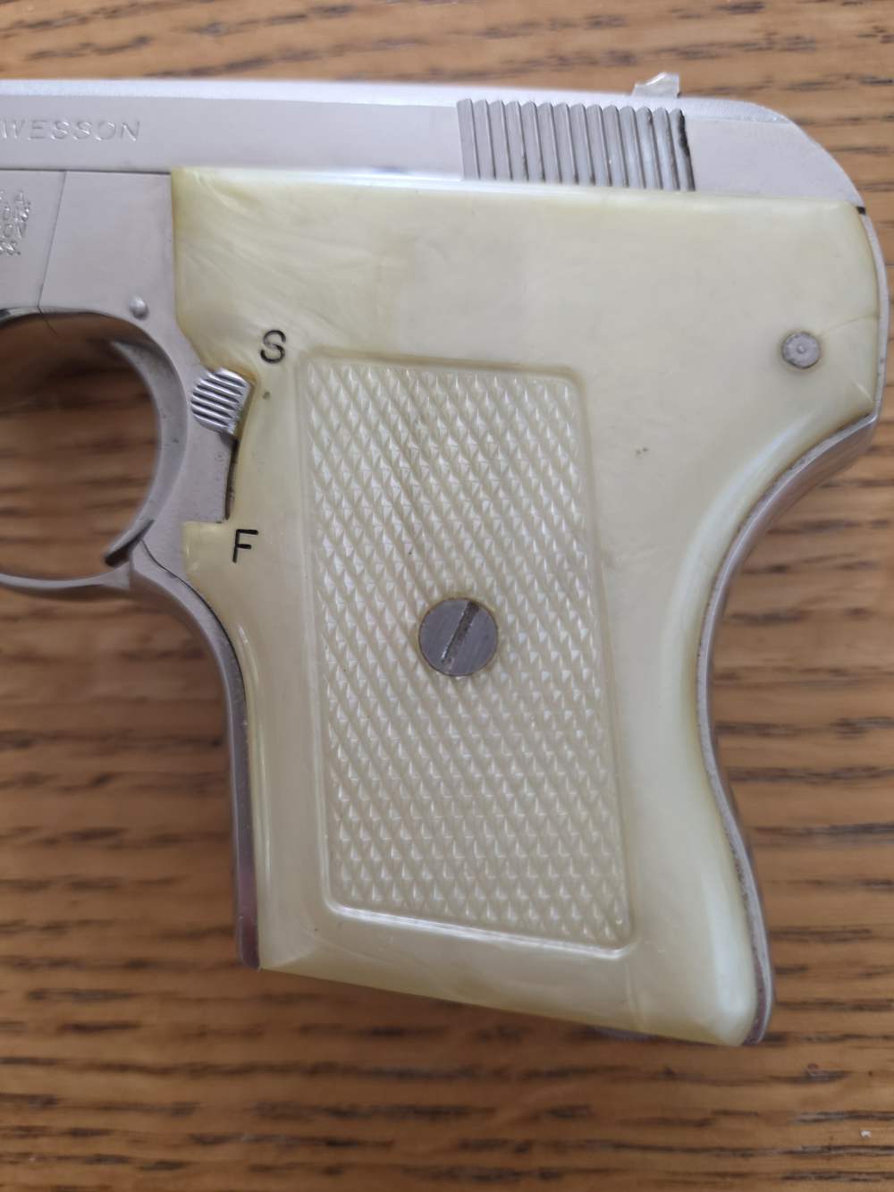 Smith and Wesson Model 61-2 Escort-img-5