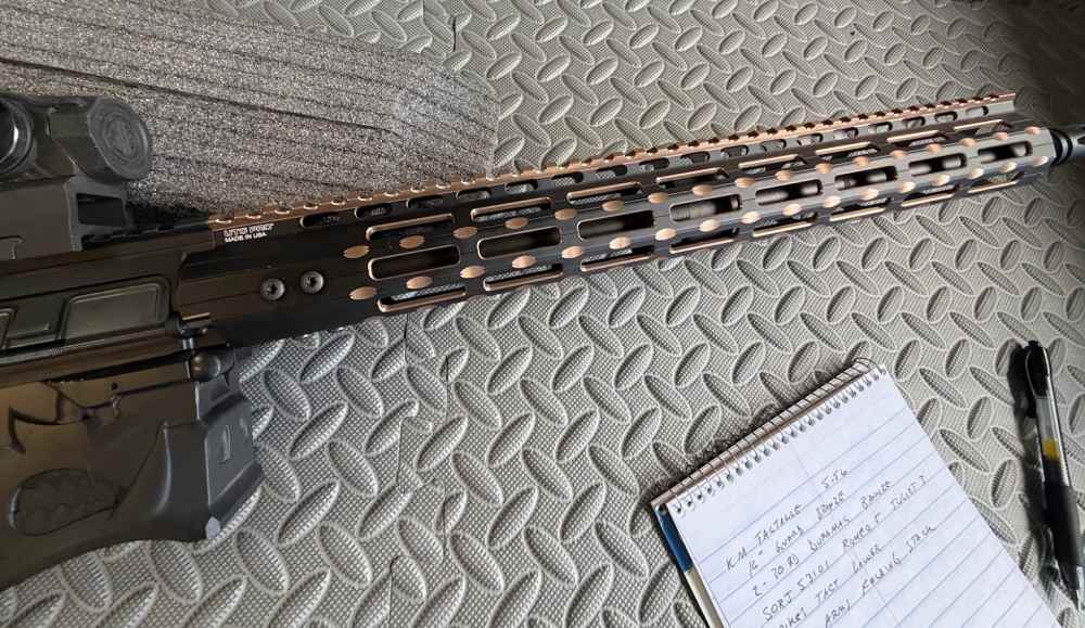 AR-15 5.56 Spike's Tactical dressed to impress-img-6