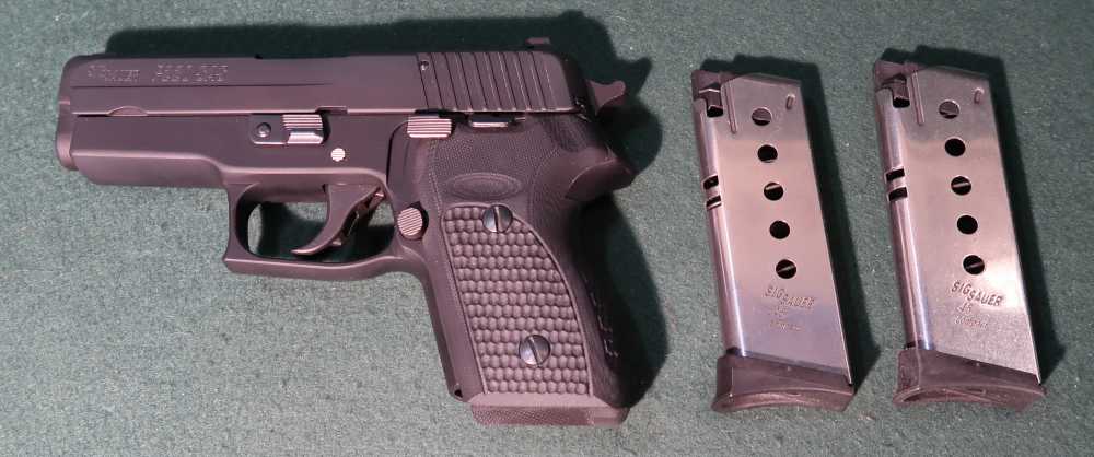 SIG SAUER P-220 COMPACT 45 ACP 6+1 CAPACITY, SIG CUSTOM-SHOP SAS-img-0