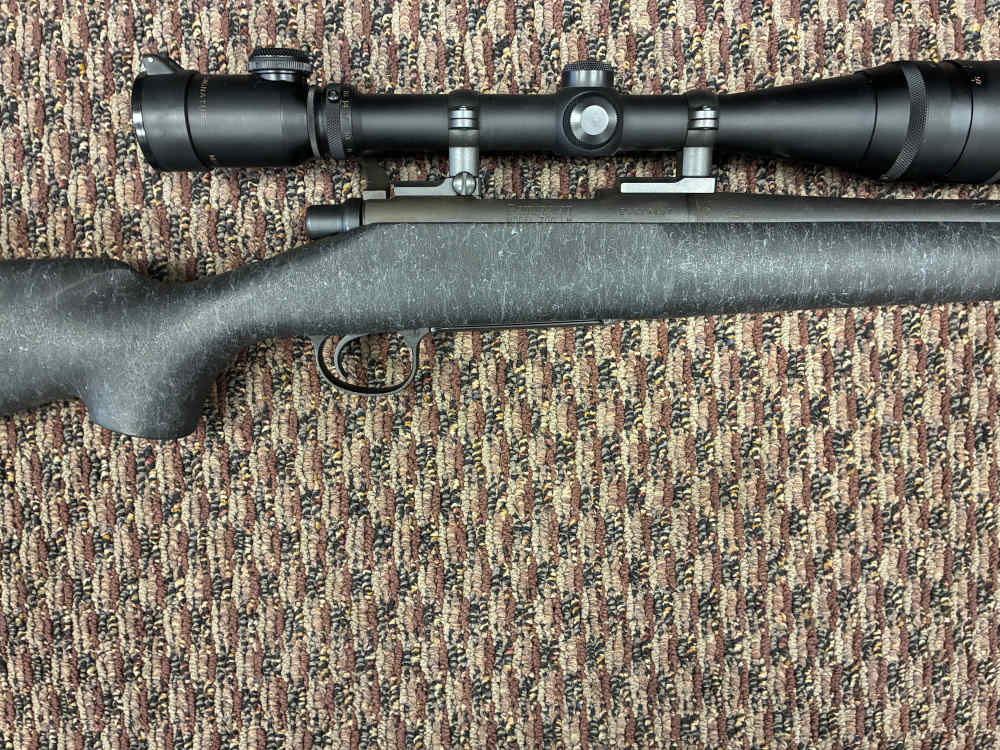 Remington 700 LH Varmint Synthetic 22-250 like new 27548-img-4