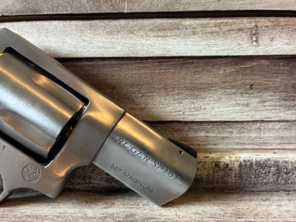 NIB RUGER SP101 357MAG 2-1/4 SS FS DAO 5720 RUBBER 357 Magnum | 38 SPL-img-5