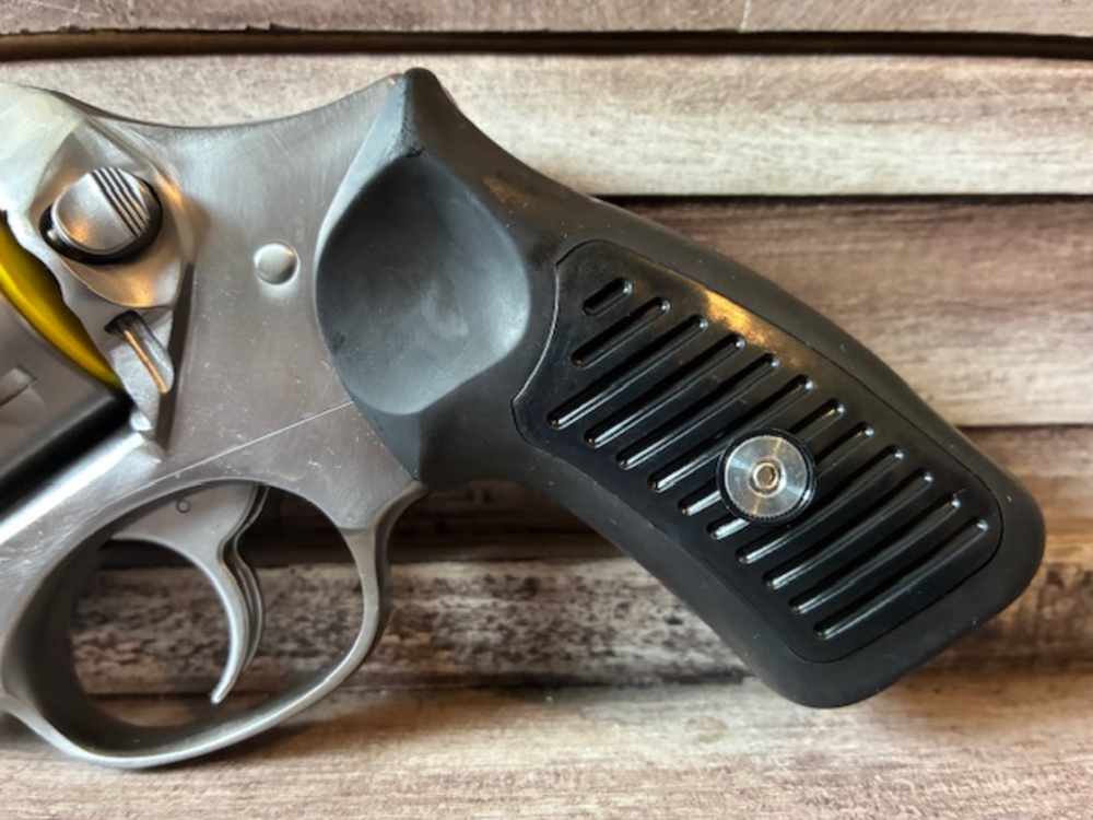 NIB RUGER SP101 357MAG 2-1/4 SS FS DAO 5720 RUBBER 357 Magnum | 38 SPL-img-9