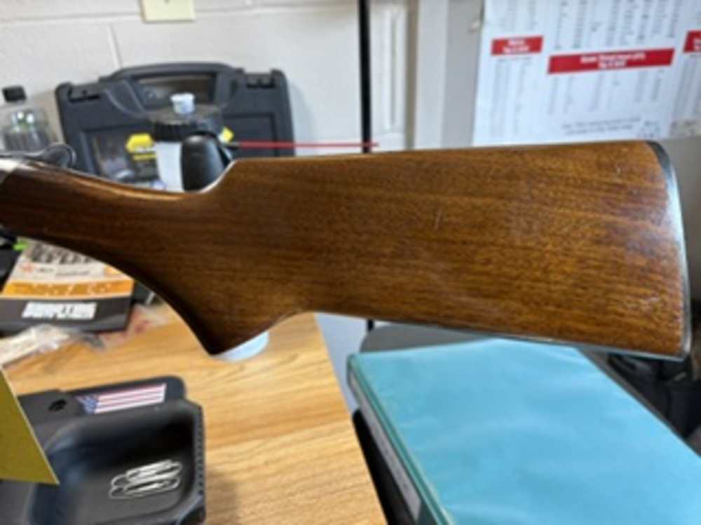H&R SINGLE SHOT 12GA BEAUTIFUL CONDITION-img-0