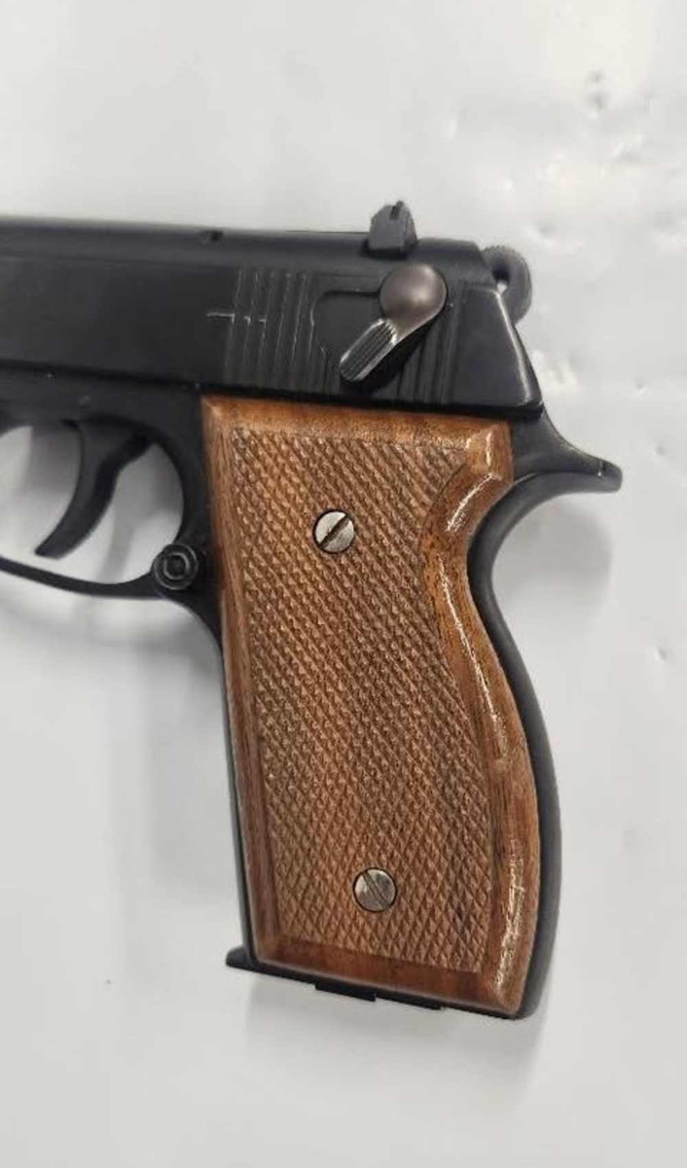 Pre Owned: .380  Sterling Mark II D/A Arms Pistol-img-7