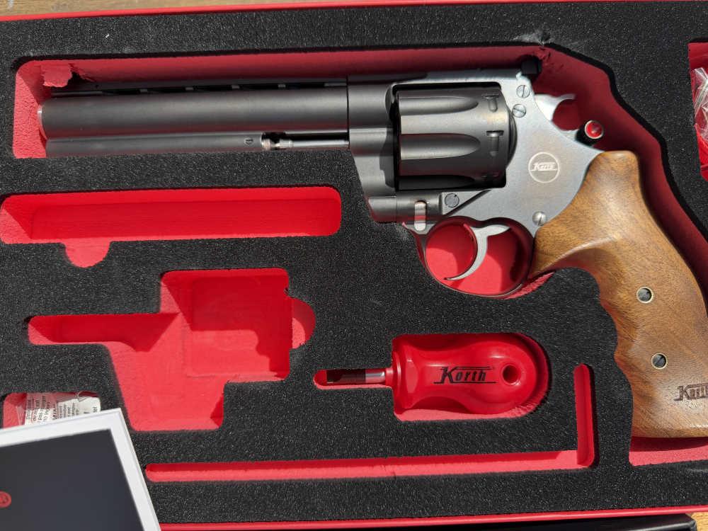 Korth Mongoose 8-Shot .357 MAG - Nighthawk Custom -img-3