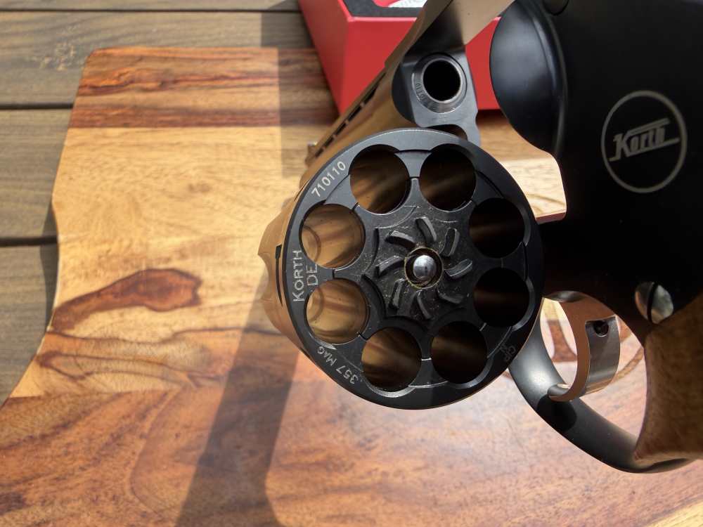 Korth Mongoose 8-Shot .357 MAG - Nighthawk Custom -img-11