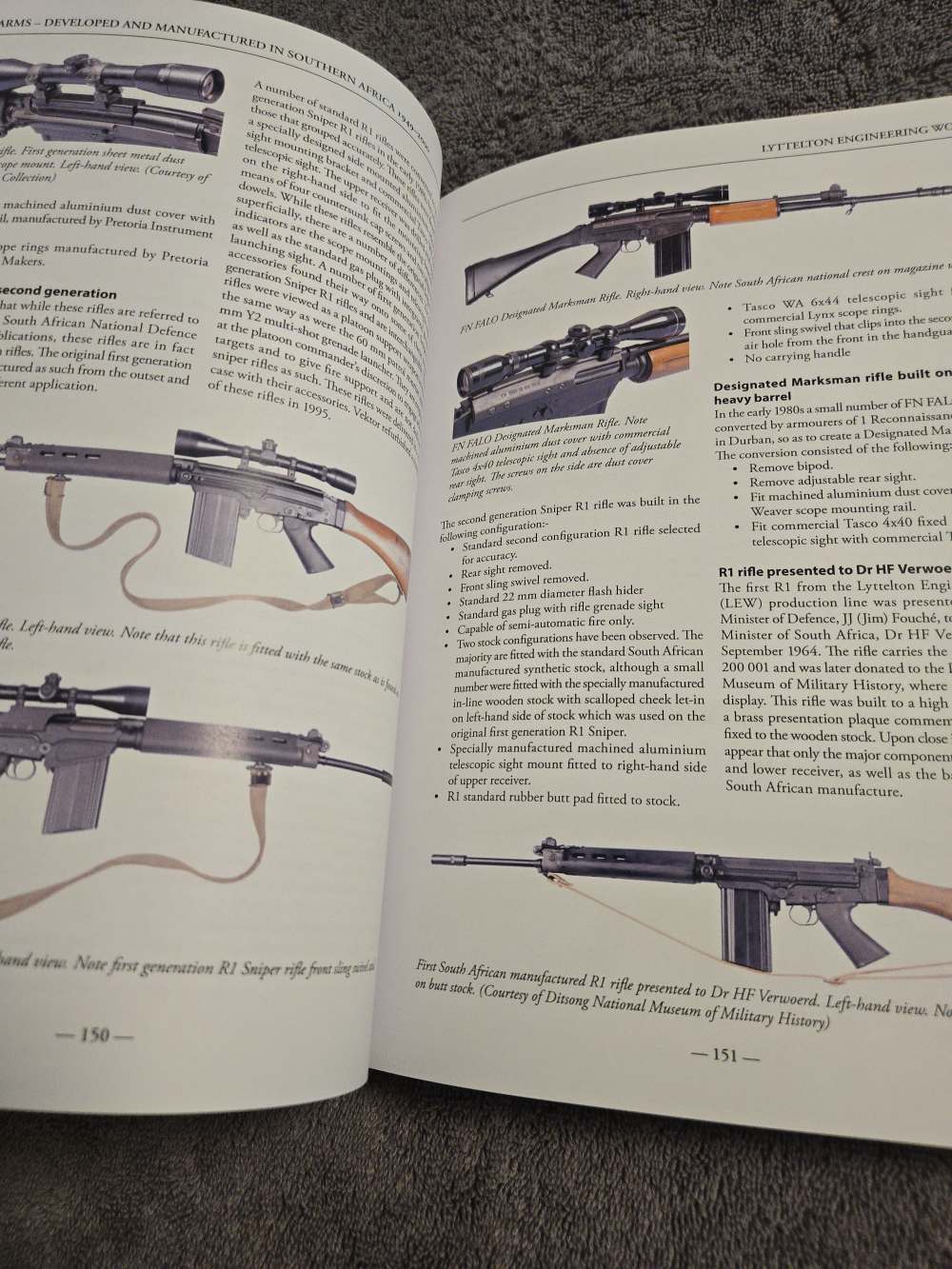 R1 fal Rhodesia R4 South African etc Collector's must have book-img-1