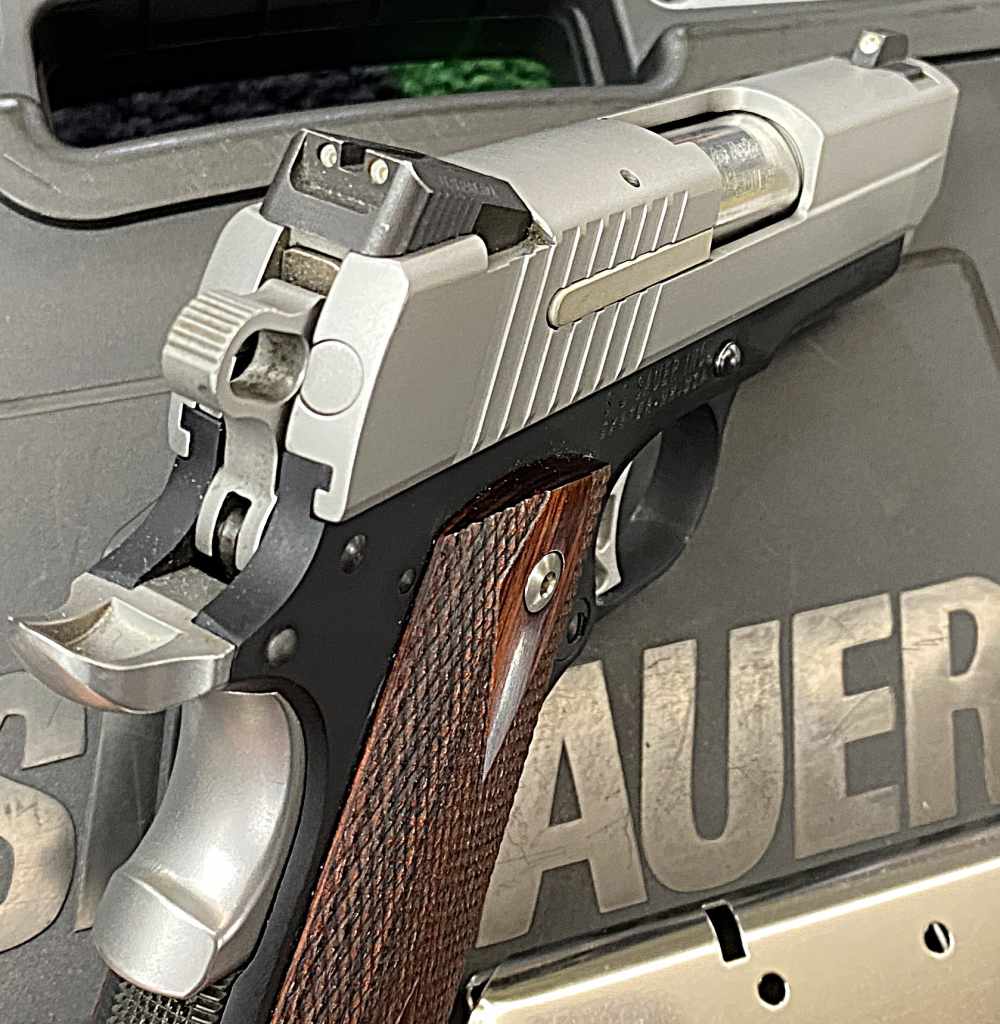 USED LIKE NEW Sig Sauer 1911 Ultra Comp 45 ACP w/ 3.3" Brl and 2-7 Rnd Mags-img-4
