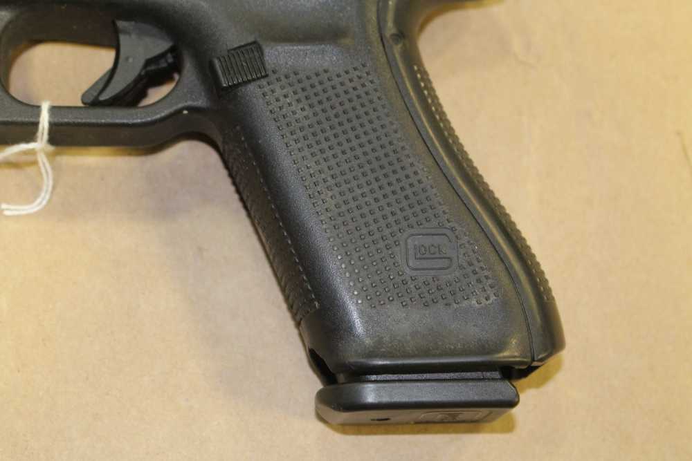 Glock 17 gen5 LE TRADE IN 1 mag no box-img-3