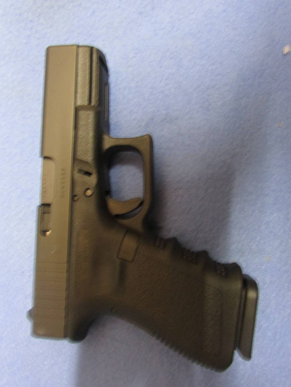 GLOCK MODEL 19 GEN 3-img-2