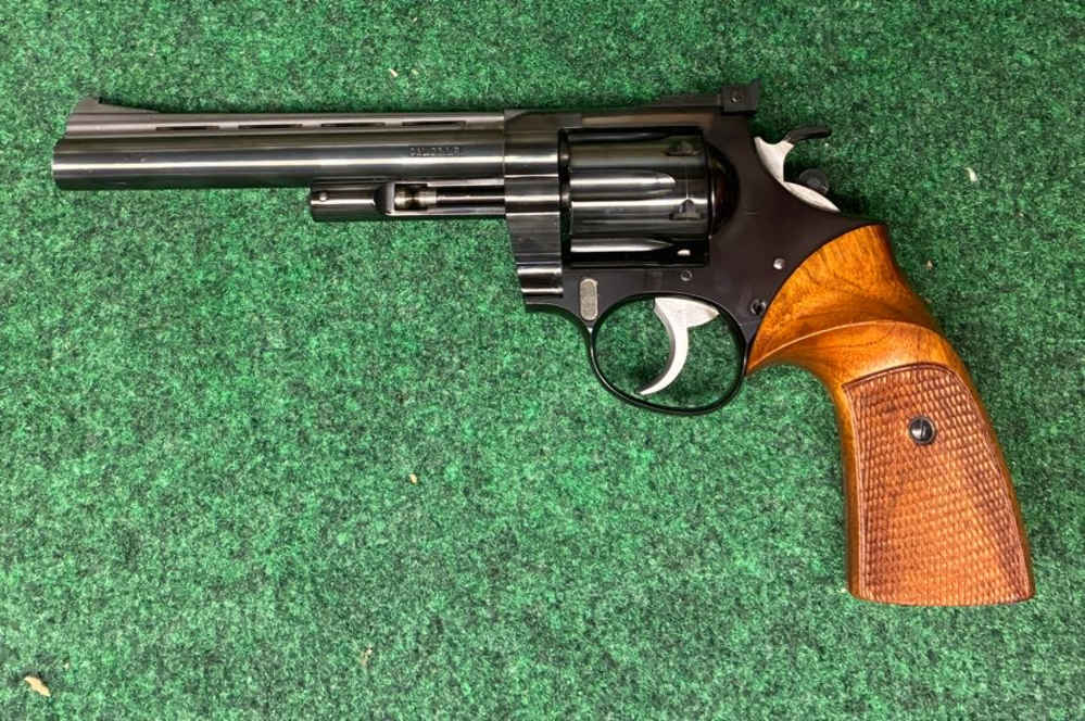1969 Korth Sport .22LR -img-3