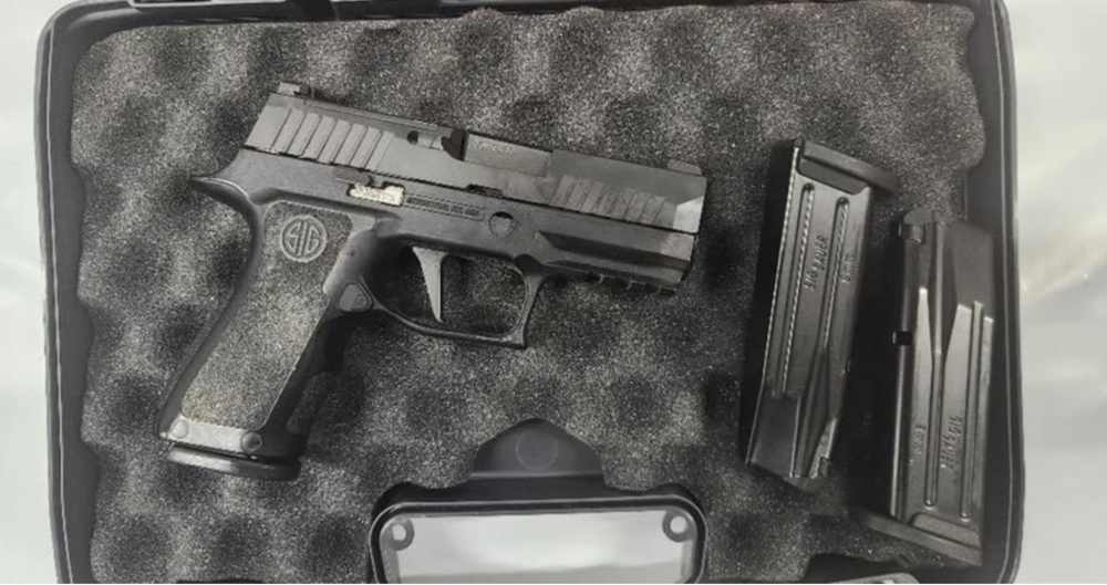 Pre Owned: Sig Sauer P320 Compact 9mm Semi Auto Pistol -img-12