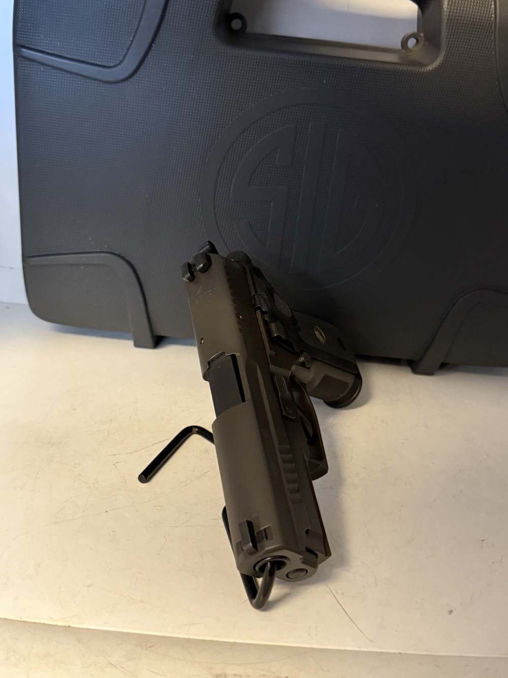 Like New! Sig Sauer P229 Legion 9mm. 3.9 Inch Barrel. 3, 15 Round Mags -img-7