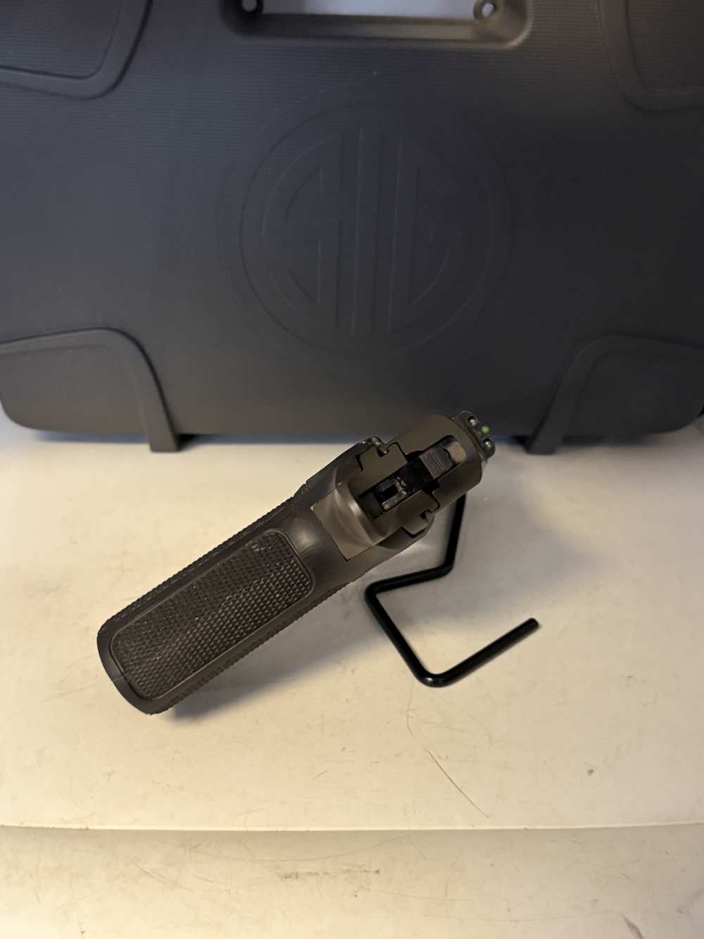 Like New! Sig Sauer P229 Legion 9mm. 3.9 Inch Barrel. 3, 15 Round Mags -img-5