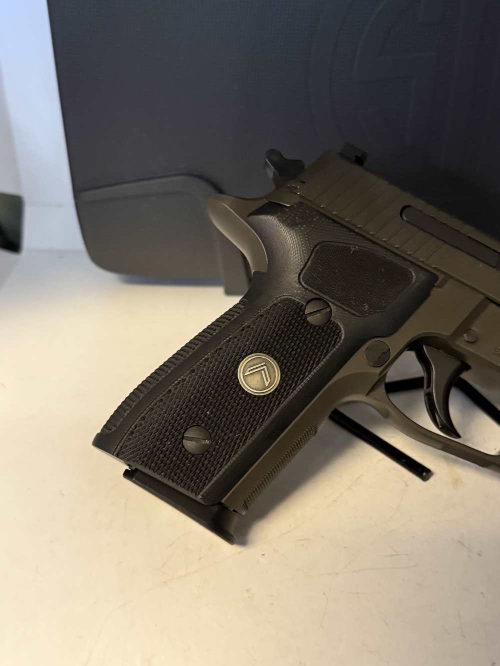 Like New! Sig Sauer P229 Legion 9mm. 3.9 Inch Barrel. 3, 15 Round Mags -img-2