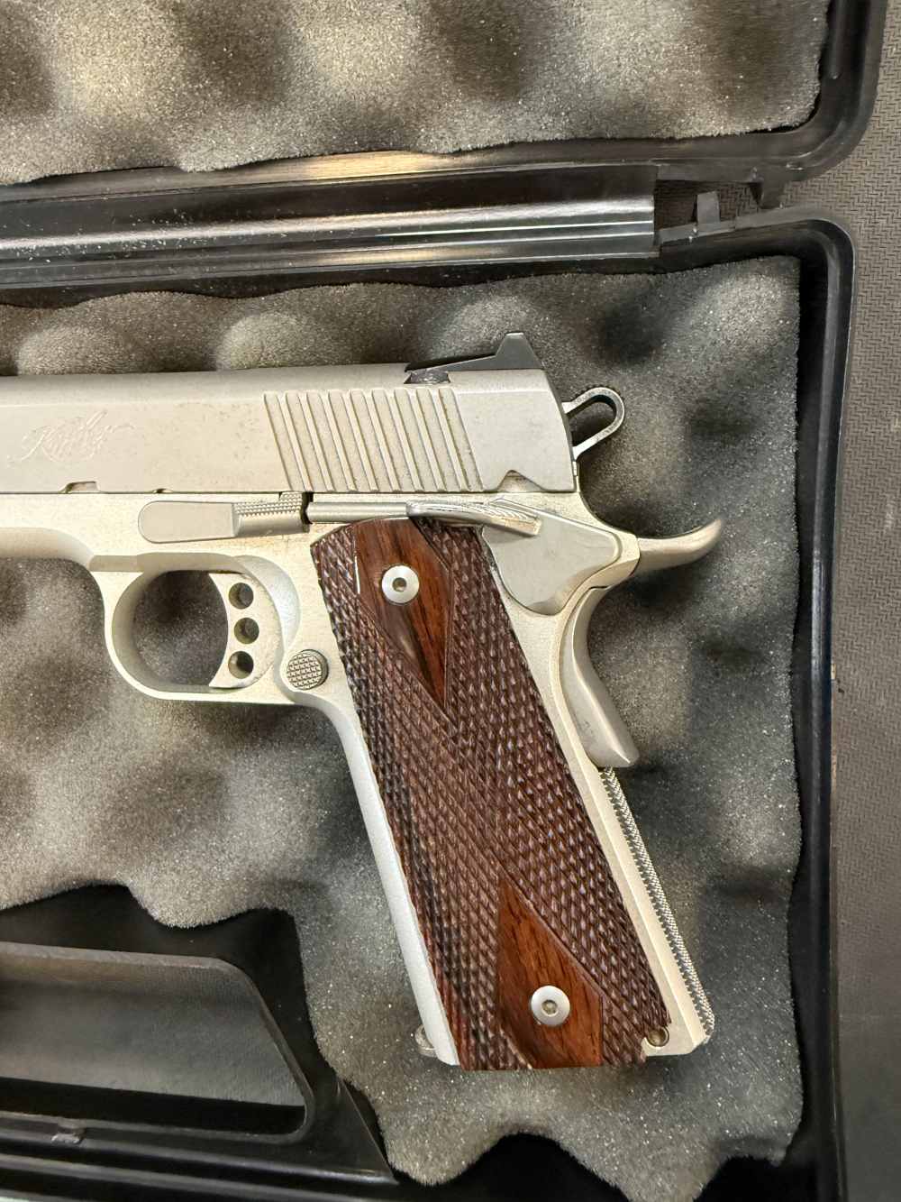 Rare Kimber Stainless Pro Carry .40 S&W with Extra Magazine and Grips!-img-2