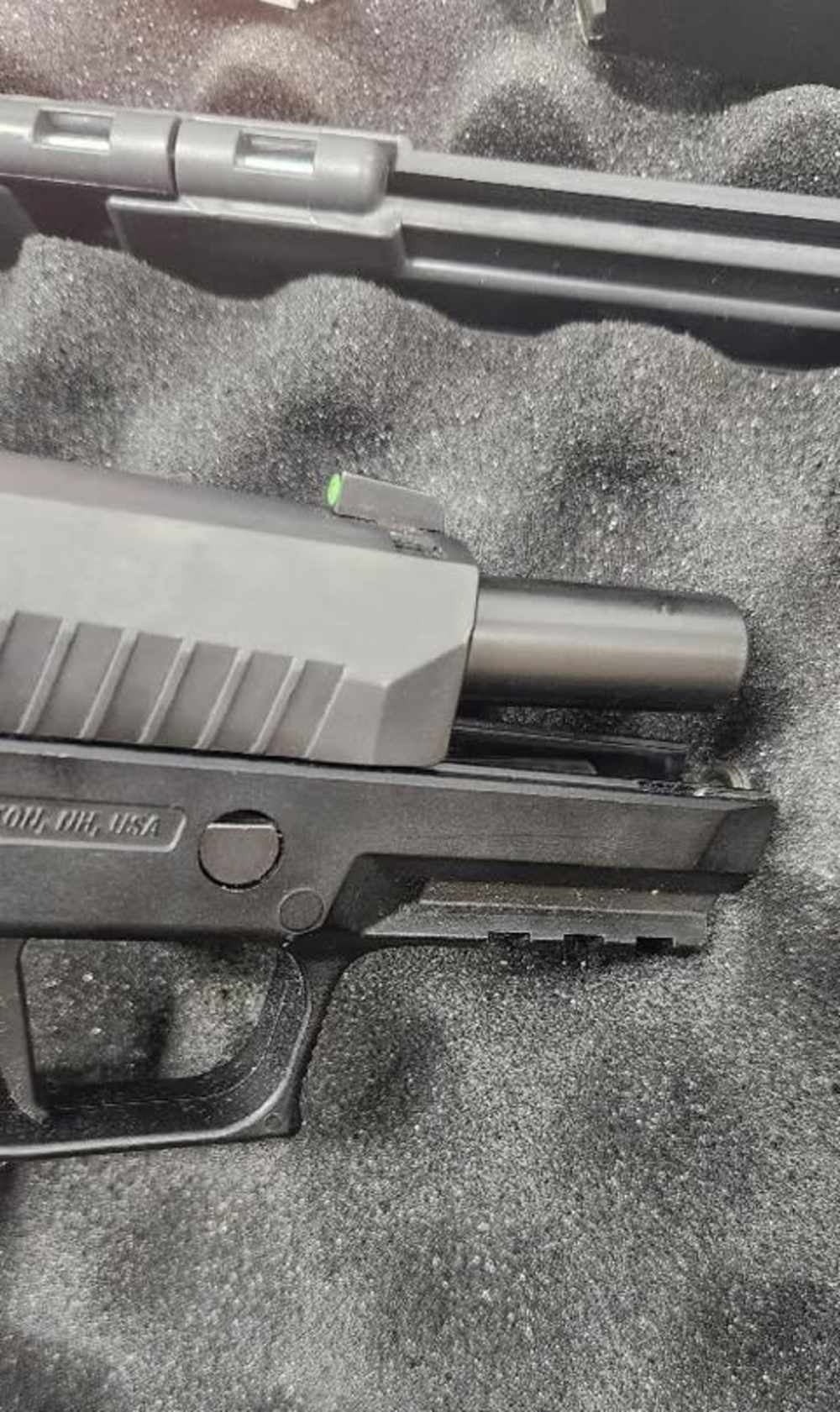 Pre Owned: Sig Sauer P320 Compact 9mm Semi Auto Pistol-img-5