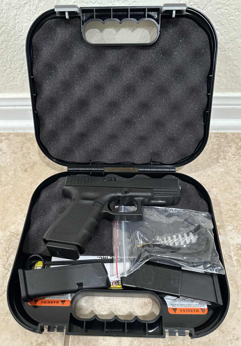 Glock 32 G32, Gen 4 357 Sig Semi Auto Pistol -img-9