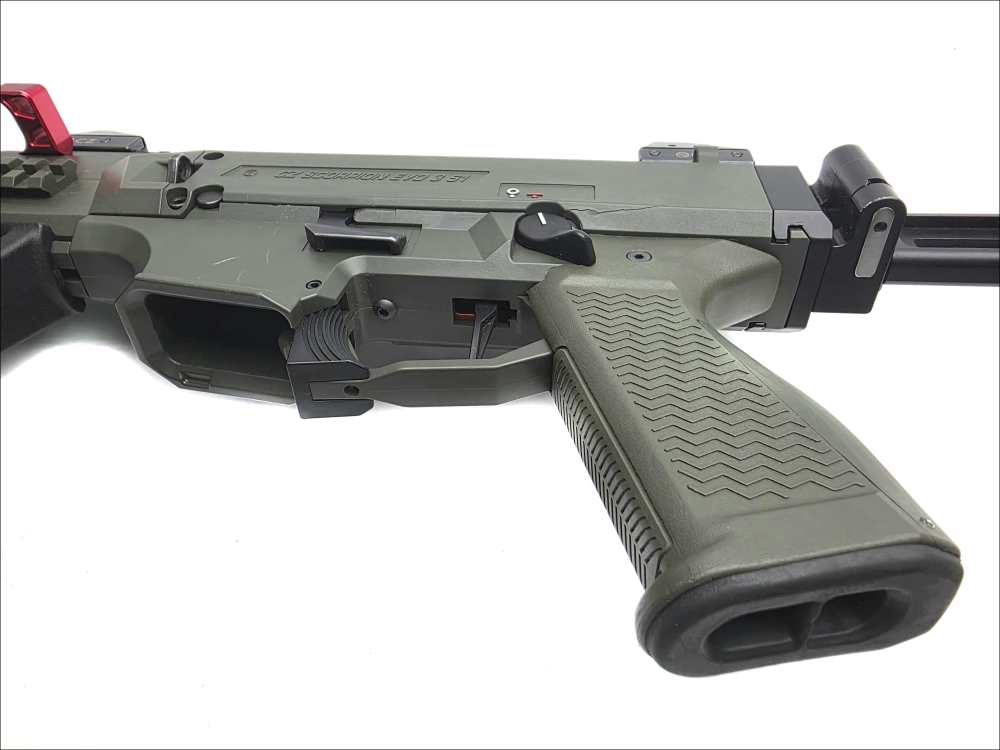 CZ Scorpion EVO 3 S1 9mm Semi Auto Pistol W/ THREADED 7.72" Barrell Xtras-img-4