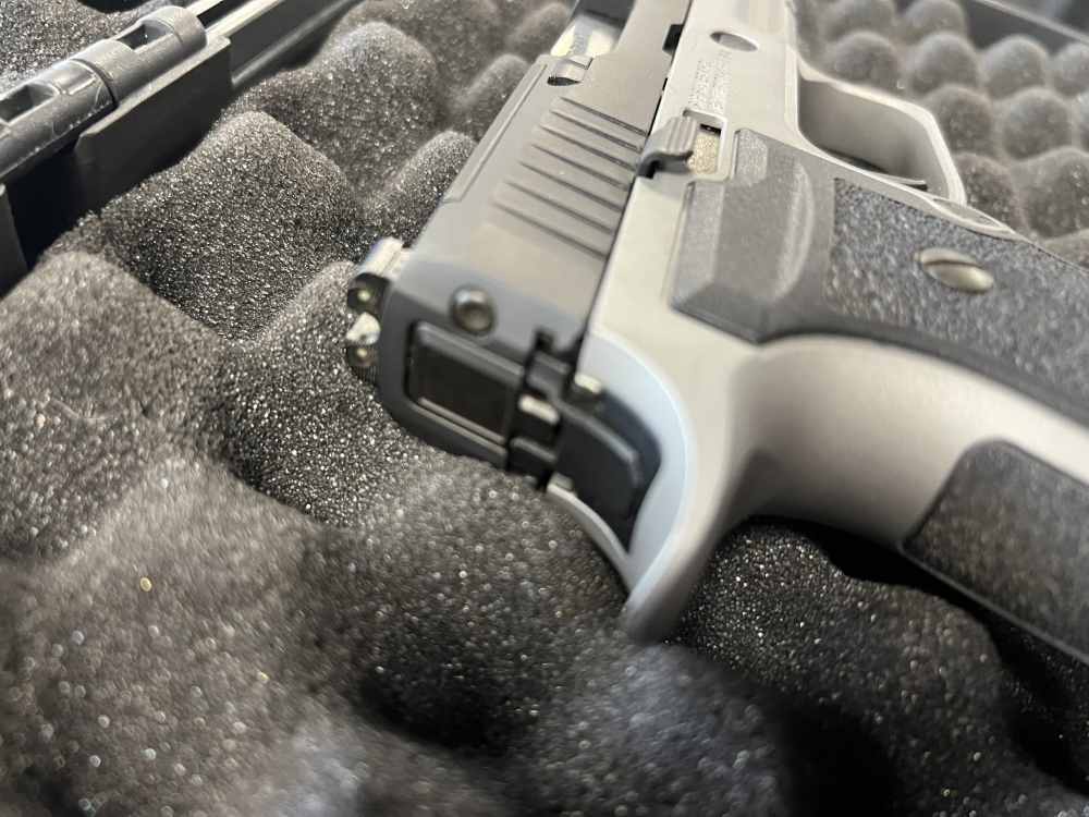 Sig Sauer P320 AXG Carry 9mm Pistol 3.90" 17rds 320AXGCA-9-RTXR3-R2-img-7