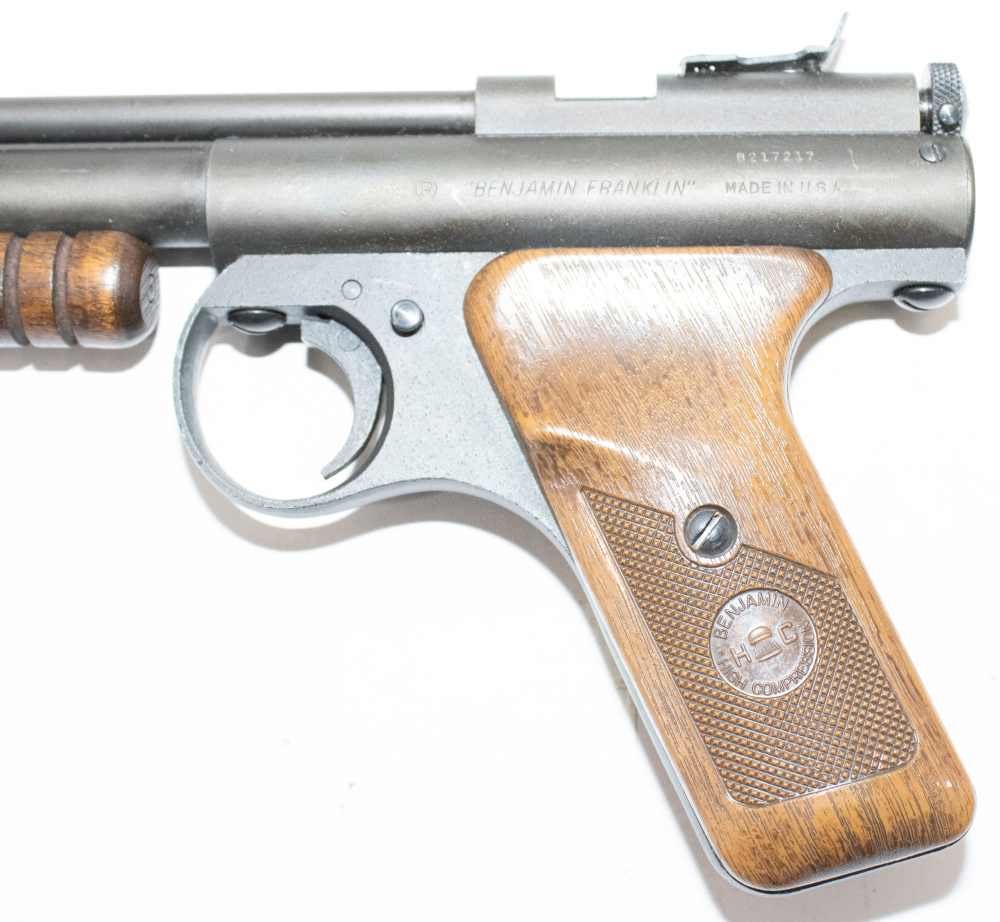 Benjamin Franklin 137 Pneumatic Pistol .177 Pellet MFG 1946-85 Matte Black-img-3