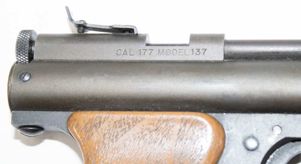 Benjamin Franklin 137 Pneumatic Pistol .177 Pellet MFG 1946-85 Matte Black-img-6