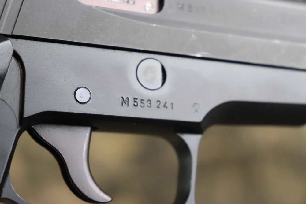 Solothurn Swiss Police Sig P225 9mm semi auto 3.75" 2 mags penny start-img-26