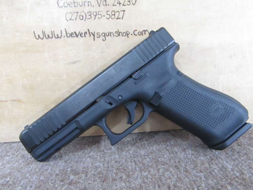 Glock G22 Gen 5 .40 S&W Semiauto Pistol-img-0