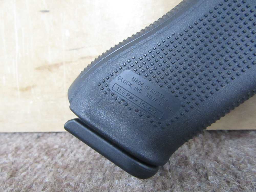 Glock G22 Gen 5 .40 S&W Semiauto Pistol-img-9